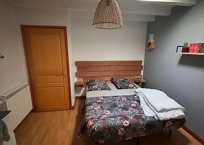 Avec Piscine, Saison Estivale 3* Urrugne